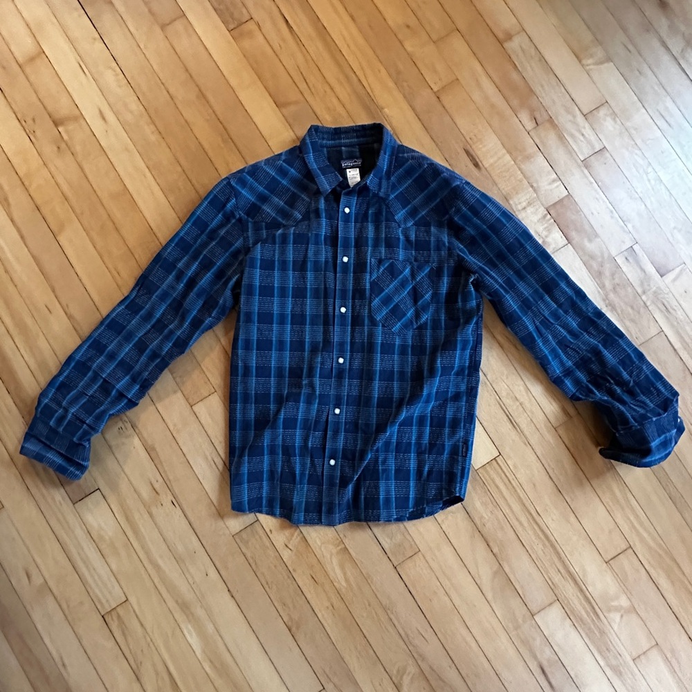 Patagonia Men's Organic Cotton Blue Plaid Shirt